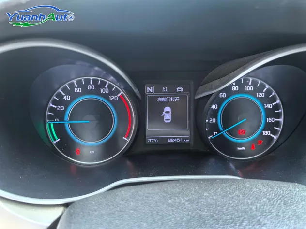 2022 Changan Eado EV460 Electric Sedan — source image 22
