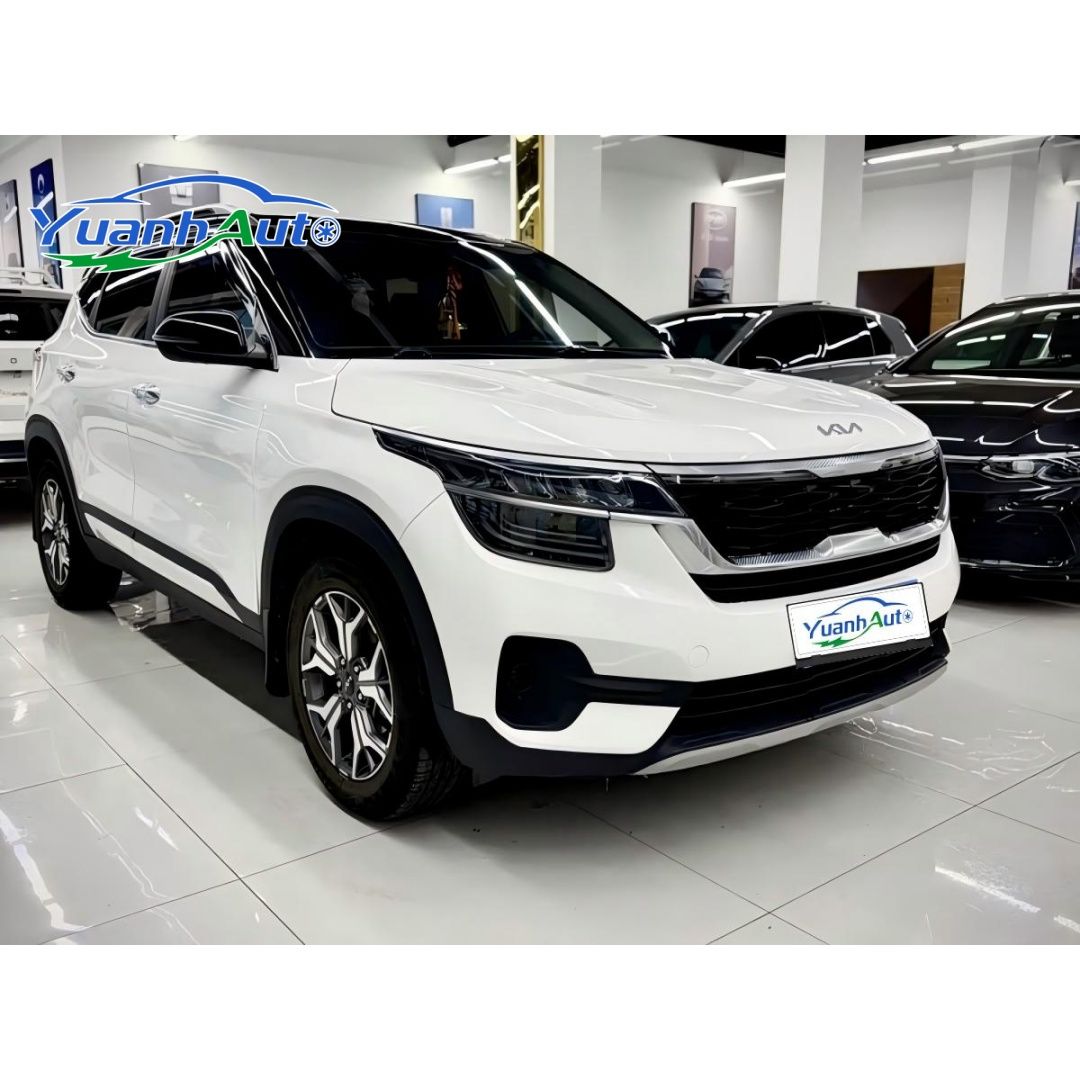 2021 Kia KX3 vehicle photo 1