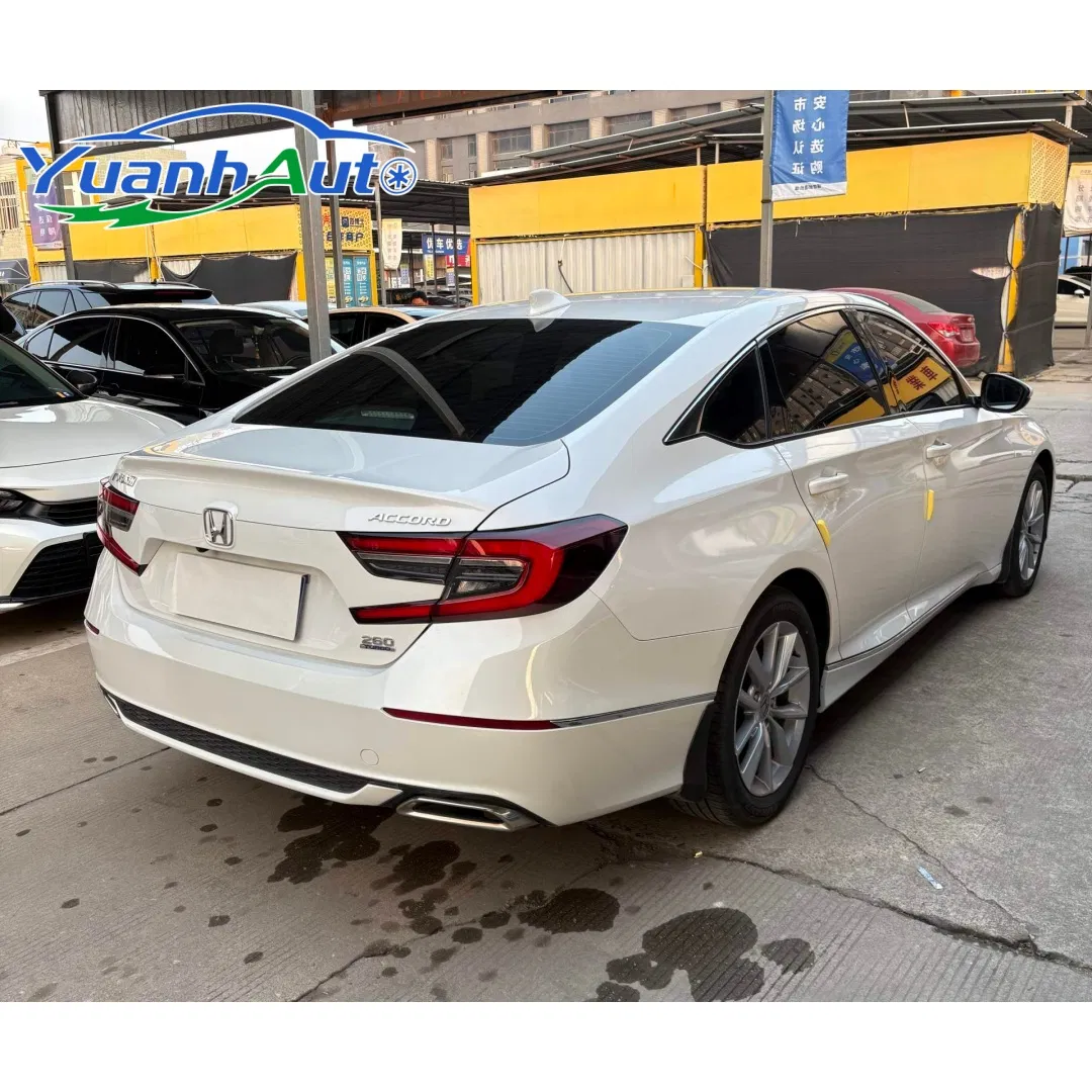 2022 Honda Accord Luxury Petrol Sedan — source image 16