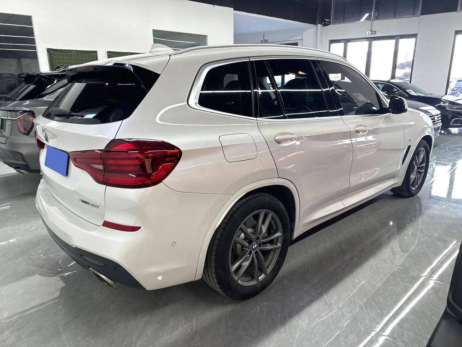 2021 BMW X4 vehicle photo 5
