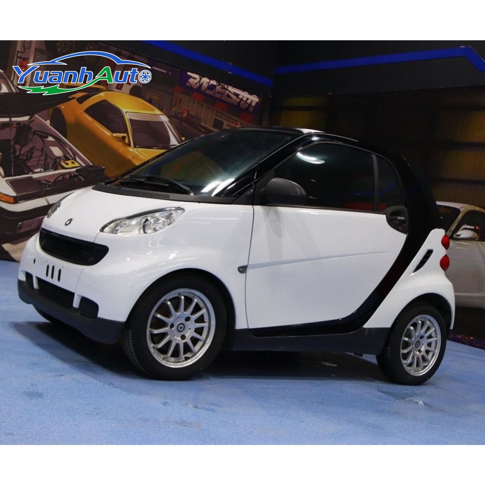 2011 smart fortwo Petrol Hatchback — source image 1