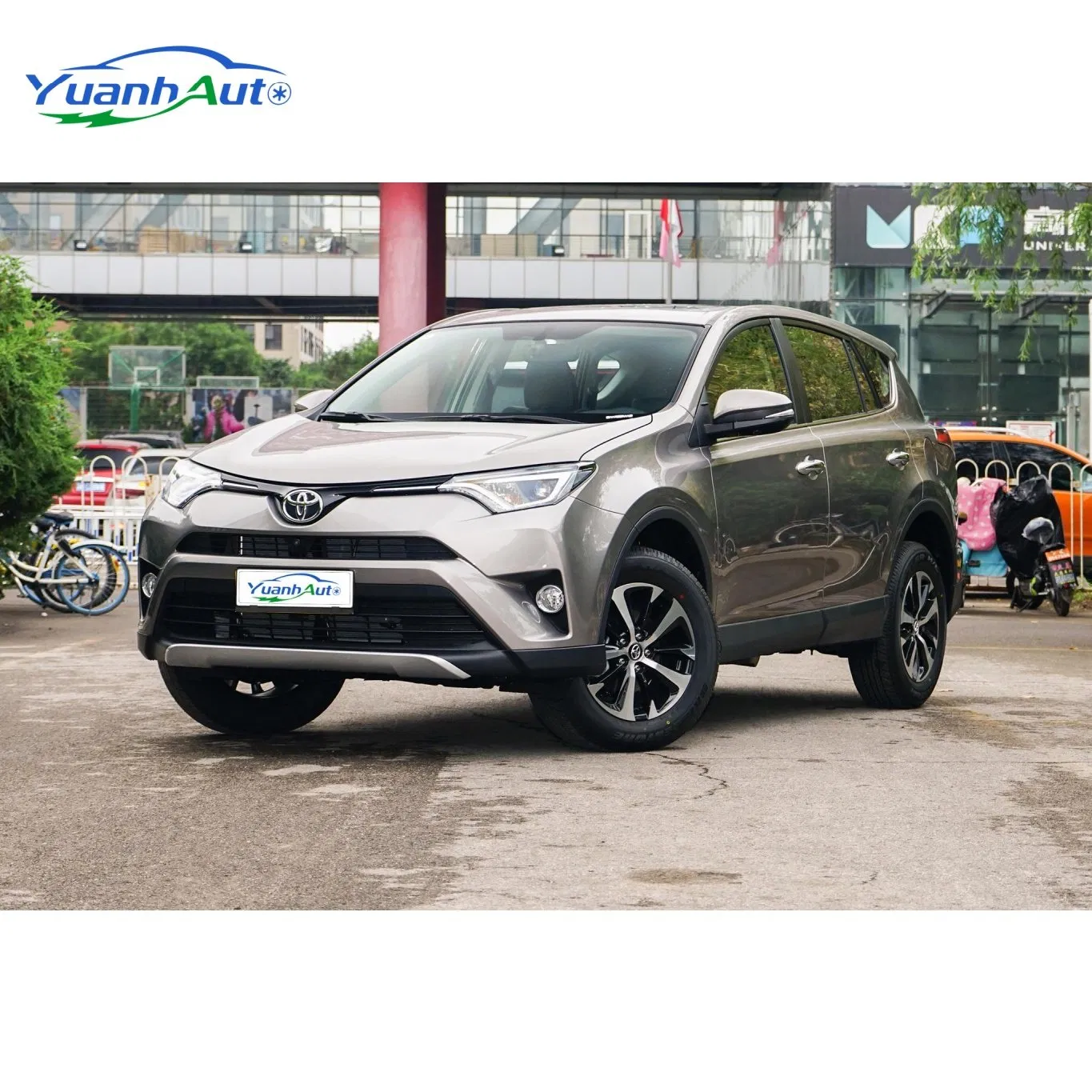 Toyota RAV4 vehicle photo 3