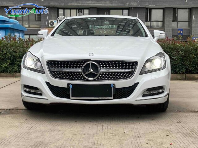 2012 Benz CLS vehicle photo 1