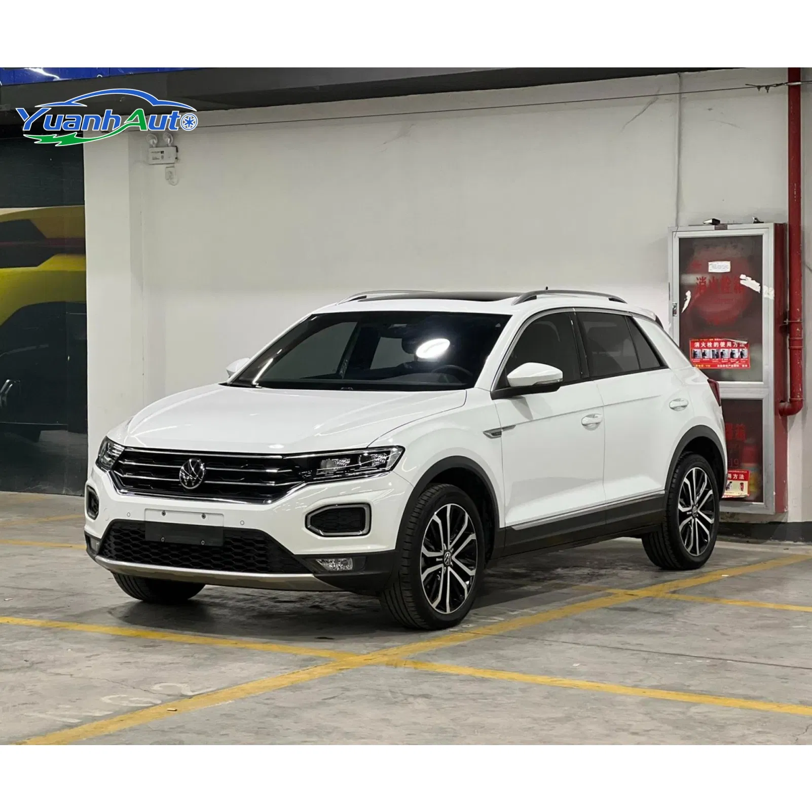 2021 Volkswagen T-ROC SUV — source image 8