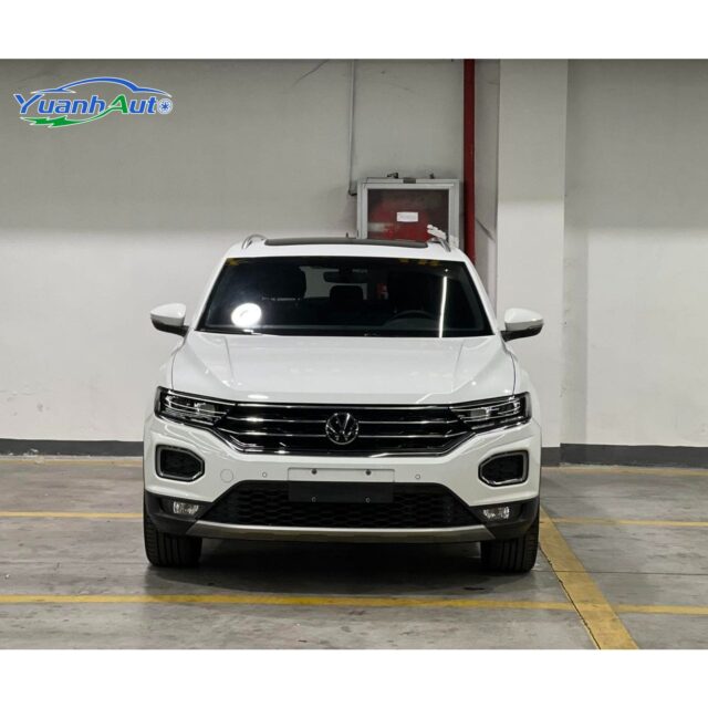 2021 T-ROC vehicle photo 1