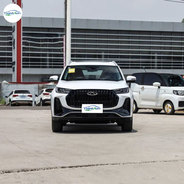 Chery Tiggo 7 vehicle photo 1
