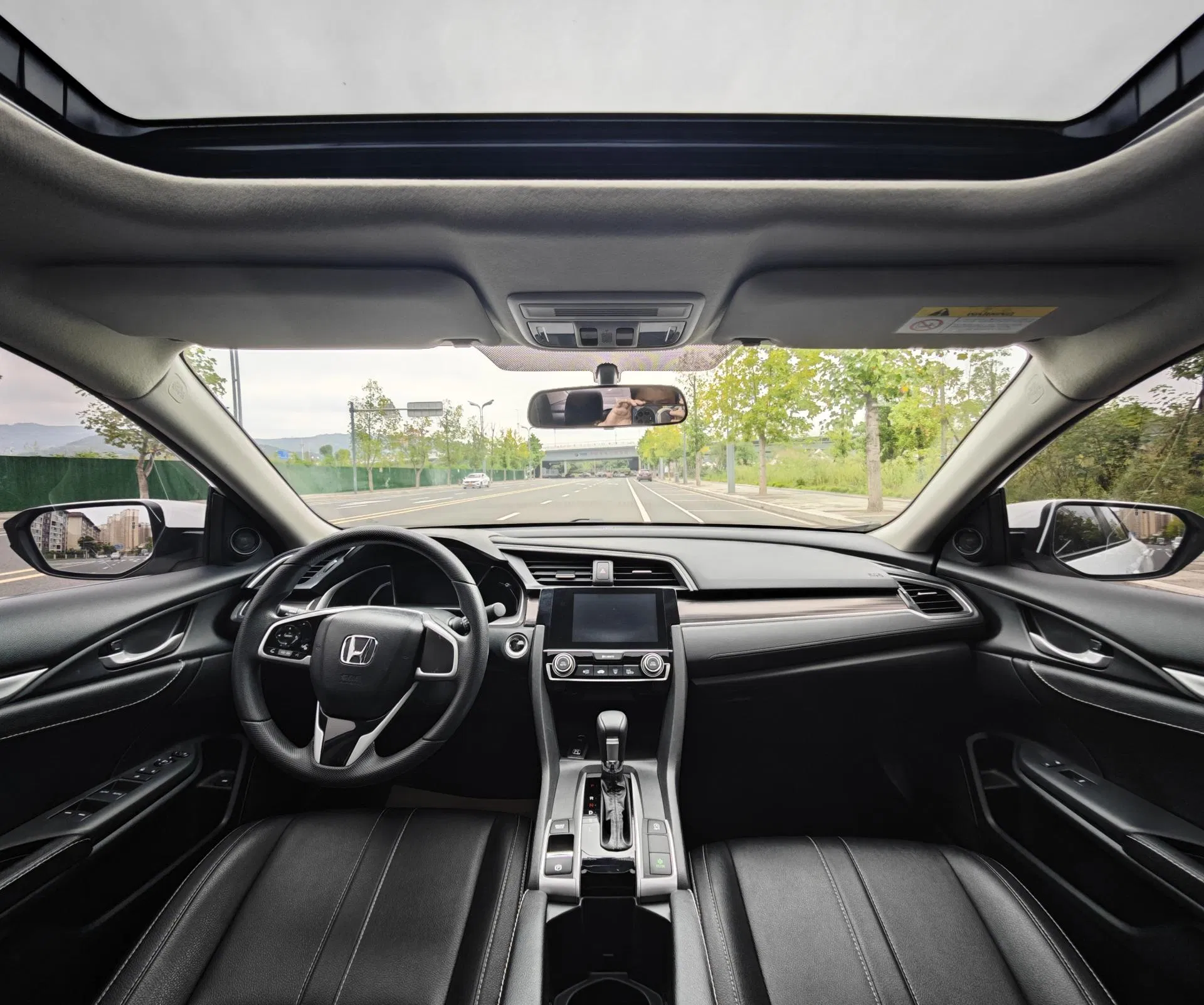 2019 Honda Civic Sedan — source image 14