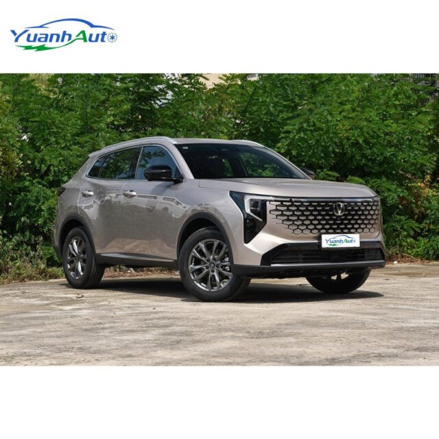 Changan CS55 PLUS vehicle photo 1