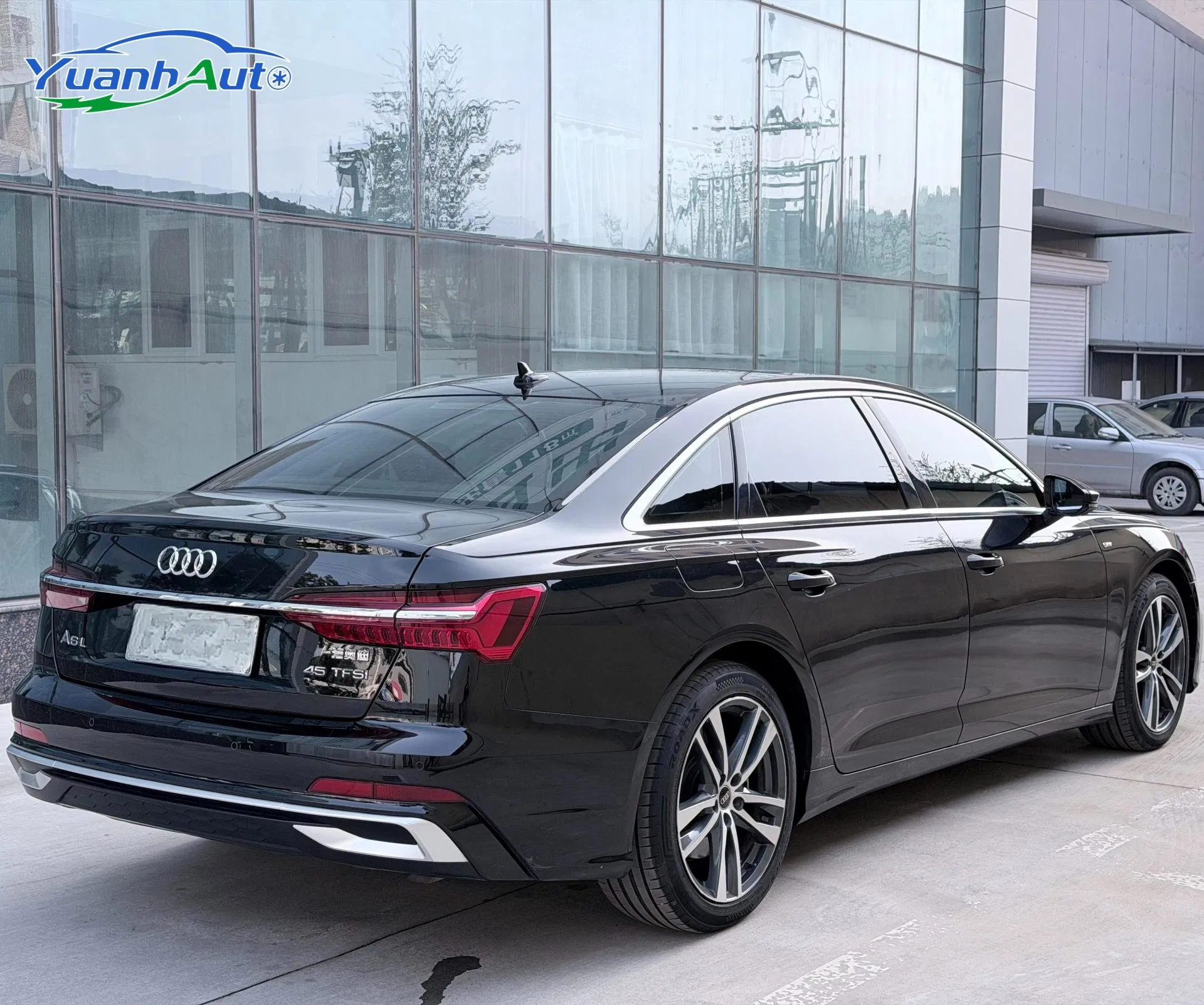2020 Mercedes-Benz C260L Sedan — source image 5