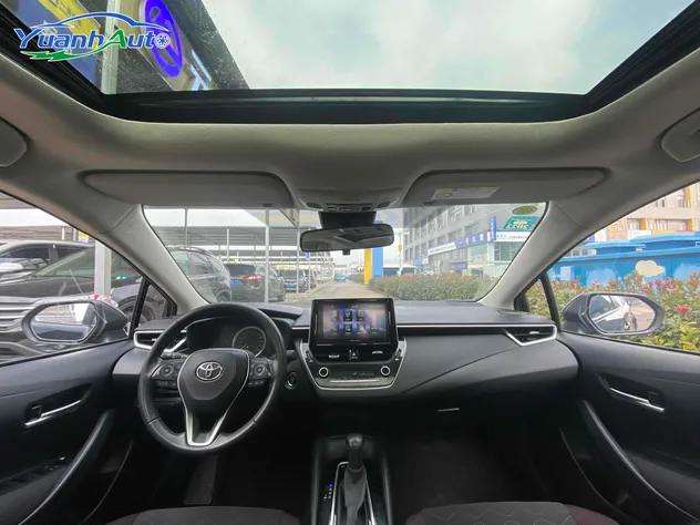 2019 Toyota Corolla Petrol Sedan — source image 18