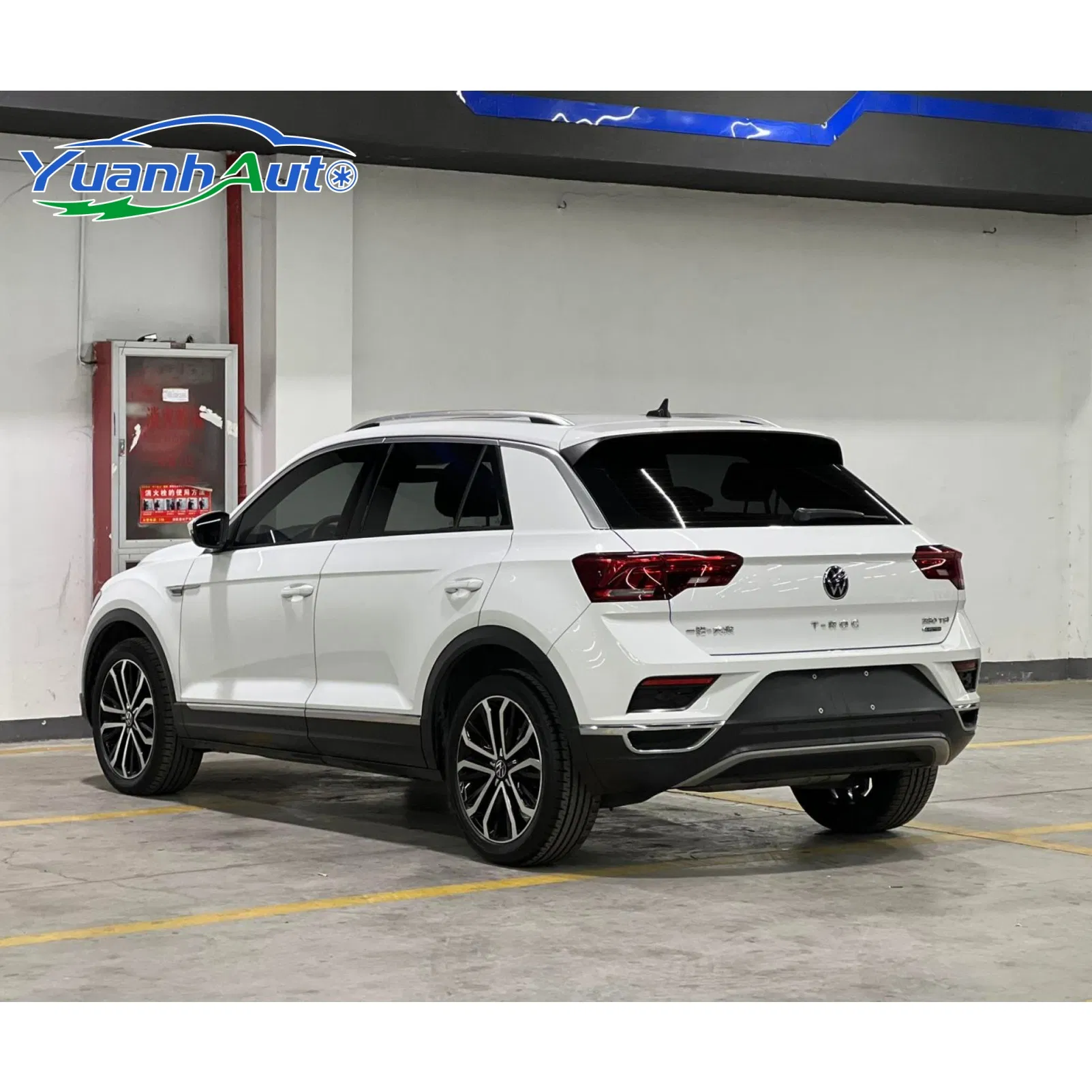 2021 T-Roc vehicle photo 5