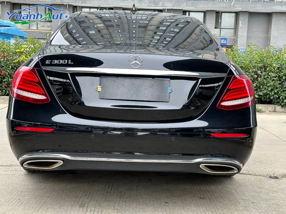 2019 Benz E 300 vehicle photo 7