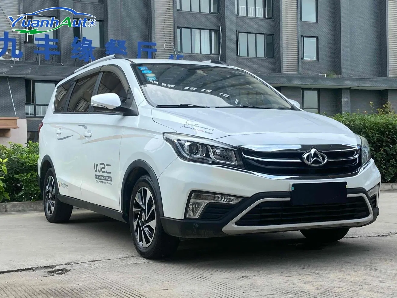 2017 Changan Oshan A800 Petrol MPV — source image 3
