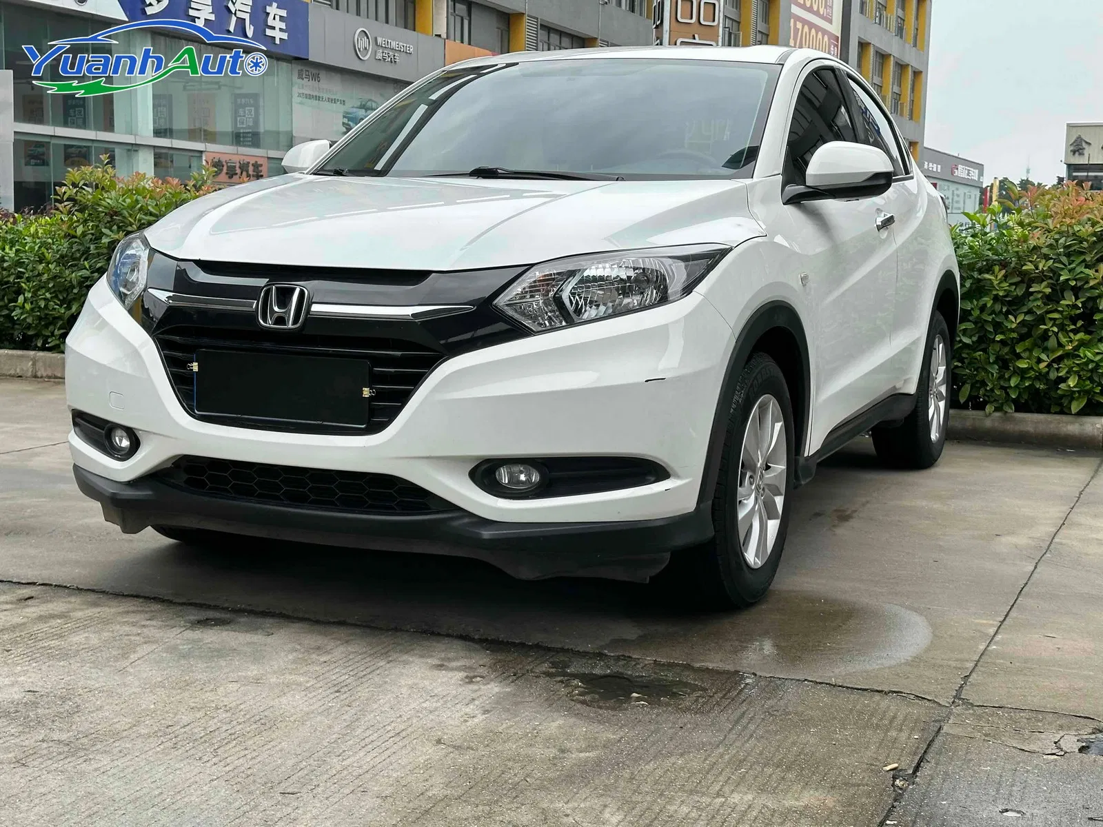 2015 Honda Vezel Petrol SUV — source image 8