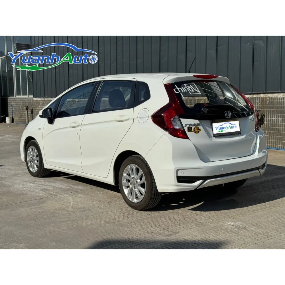 2018 Honda Jazz vehicle photo 5