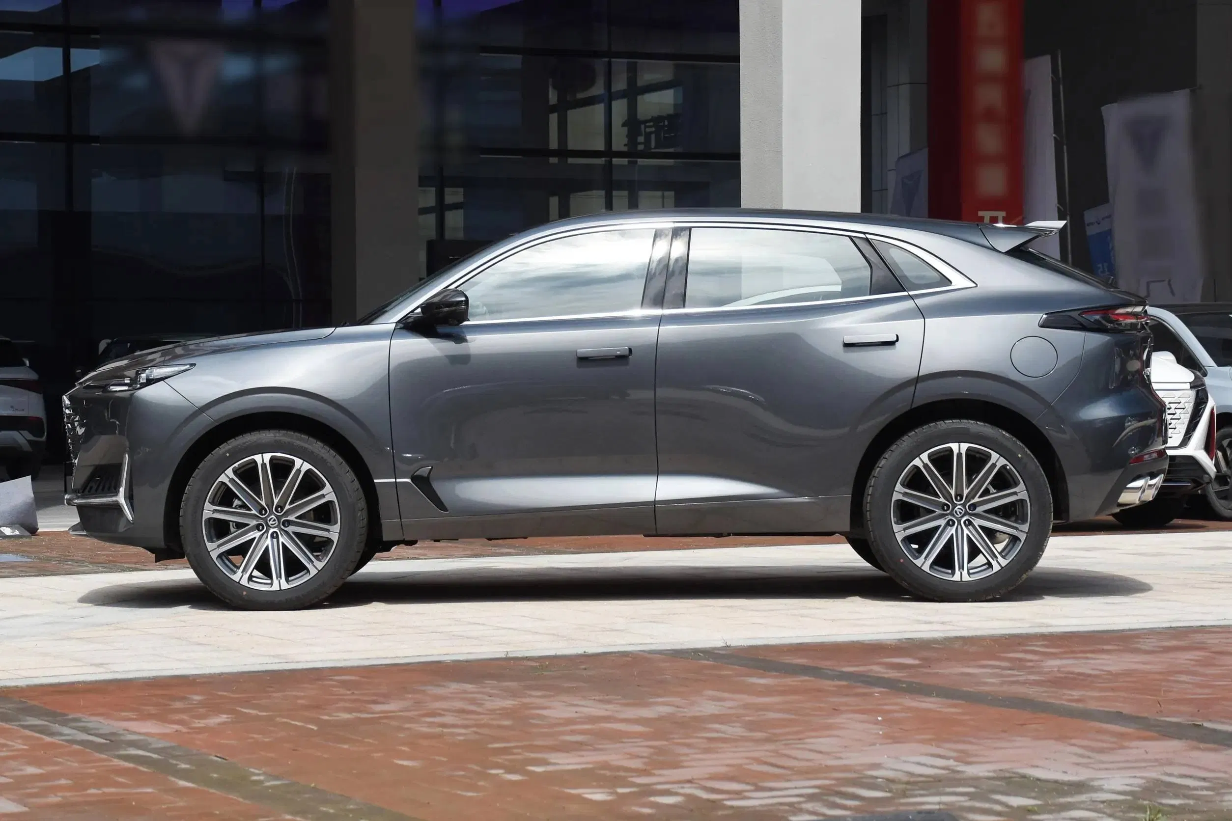 2024 Changan Uni-k vehicle photo 5