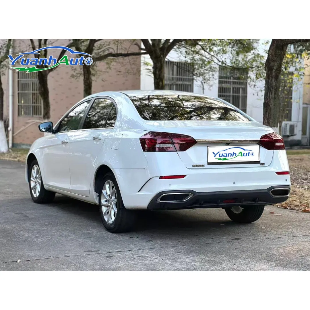 2020 Geely Emgrand Petrol Sedan — source image 6