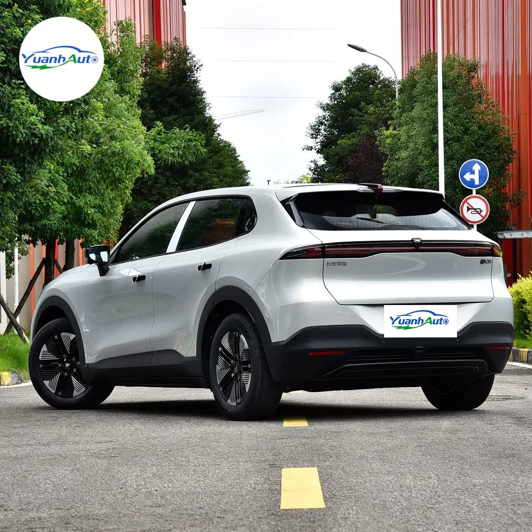 Changan S05 vehicle photo 5