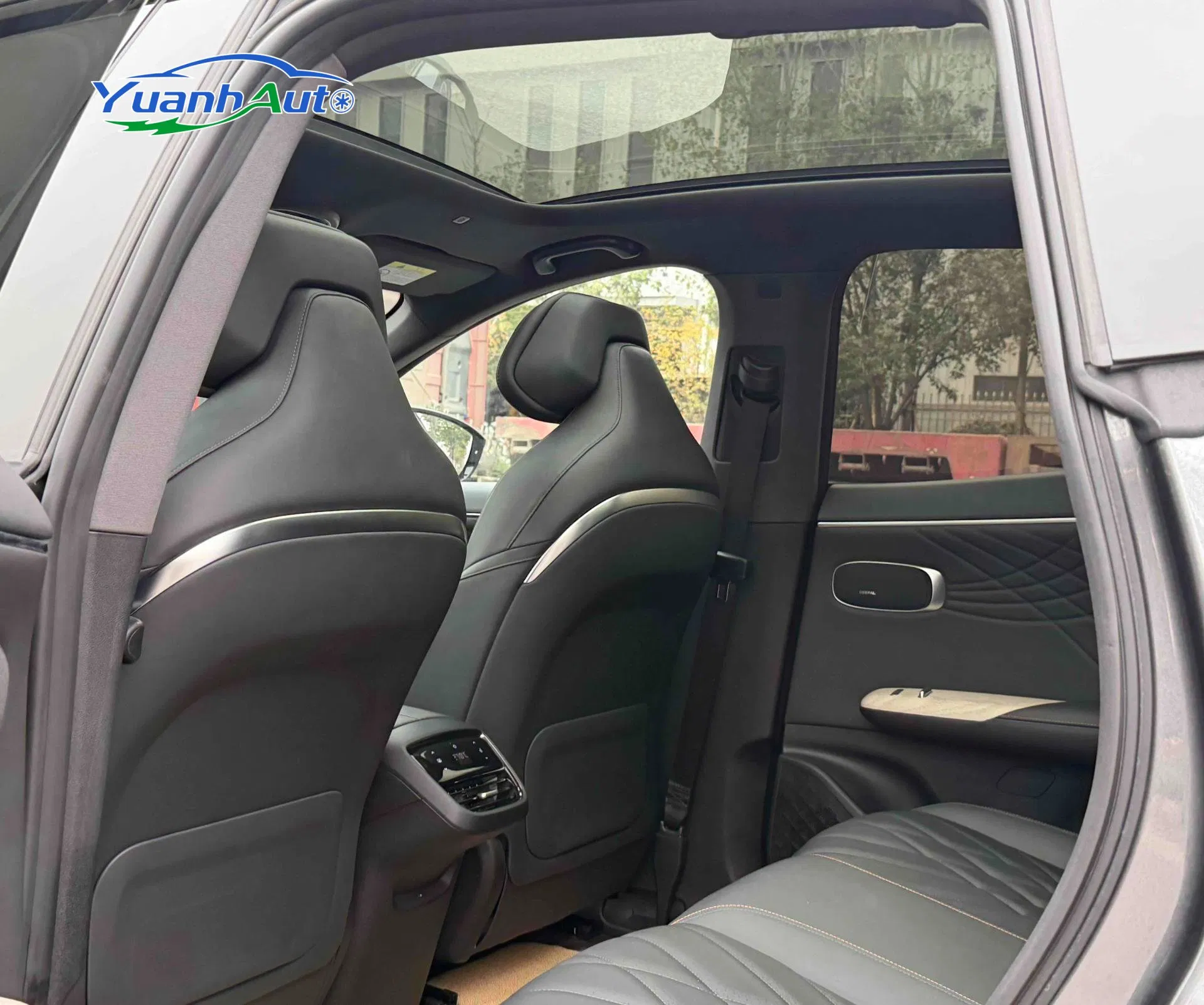 2023 BYD Deepal S07 vehicle photo 6