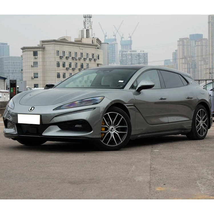 2024 Denza z9 vehicle photo 7