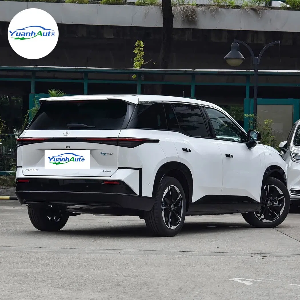 Toyota BZ3X vehicle photo 7
