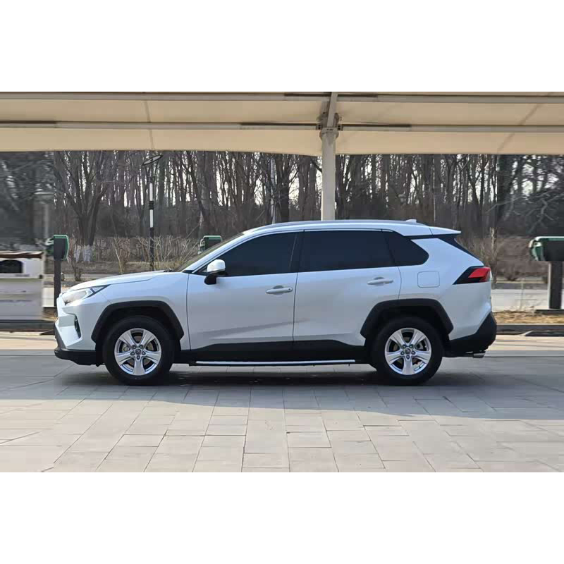 2021 Toyota rav4 vehicle photo 4