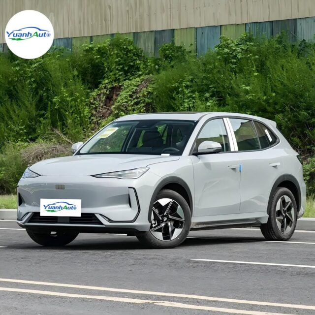 Geely Galaxy E5 vehicle photo 1