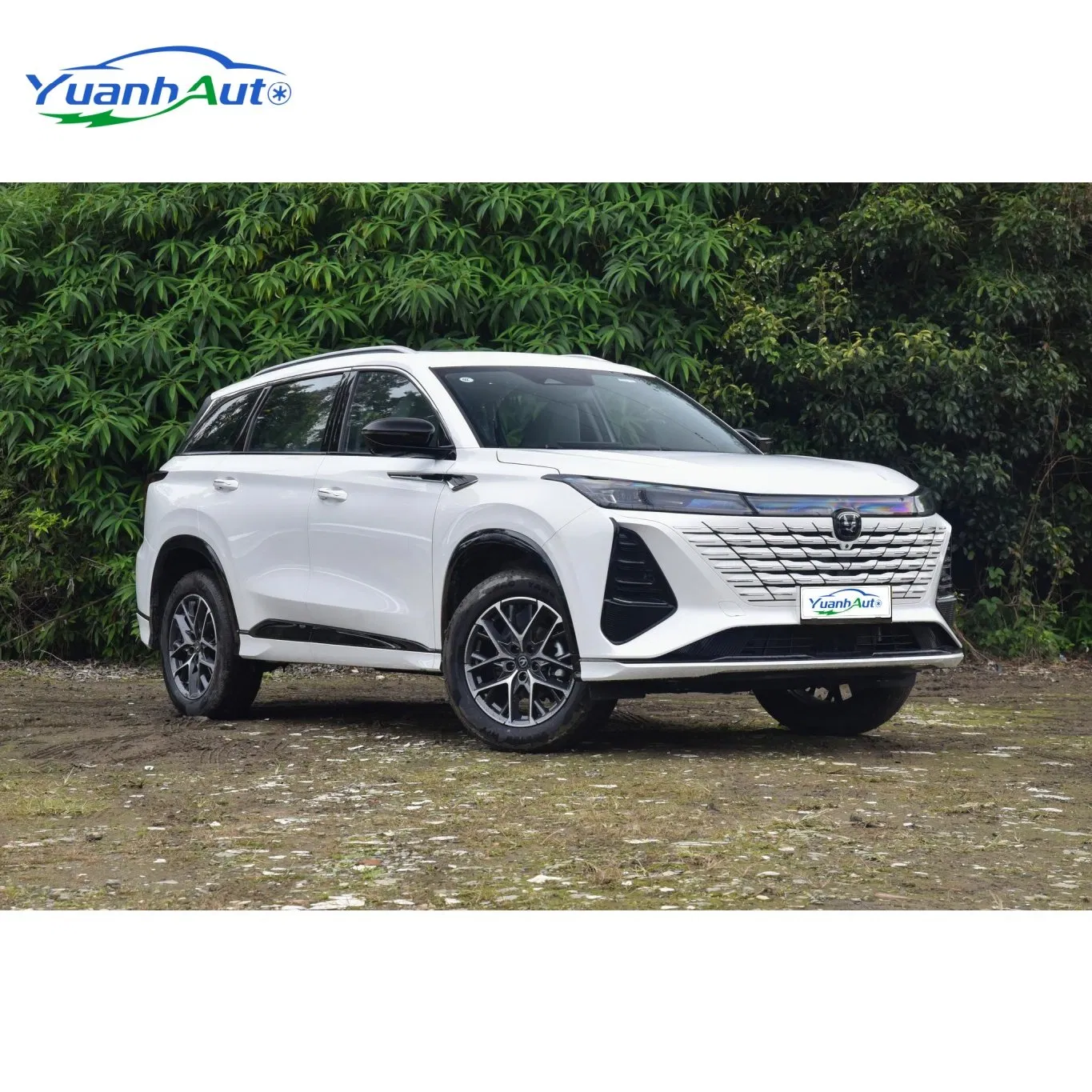 Changan CS75 PLUS vehicle photo 4