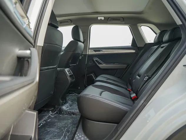 Zotye Damai X7 Petrol SUV — source image 16