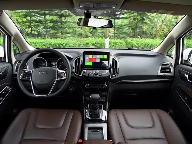 2017 Lifan Xuanlang Comfort 1.5T MPV — source image 14