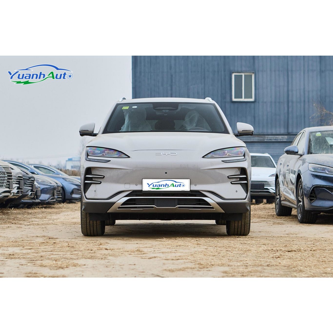 BYD Song Plus vehicle photo 1