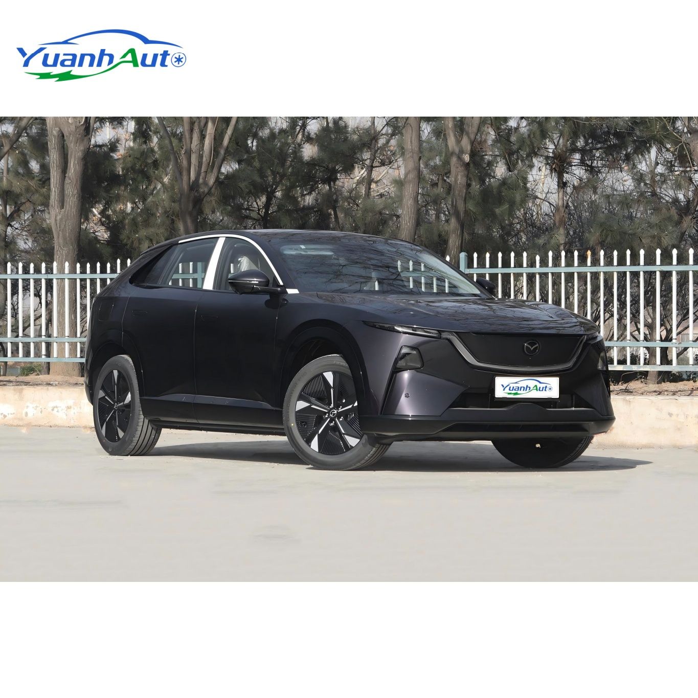 Mazda EZ-60 vehicle photo 1