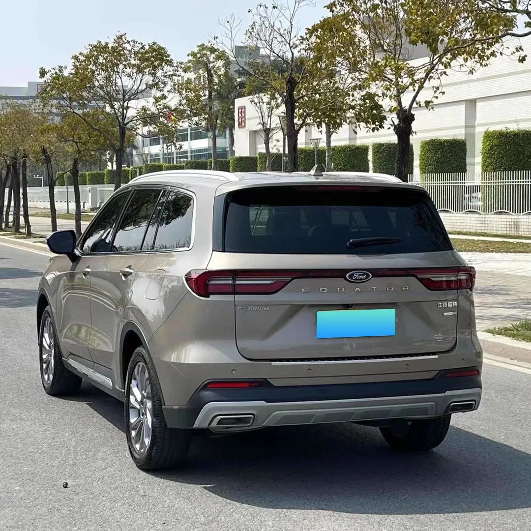 2021 Ford Equator vehicle photo 6