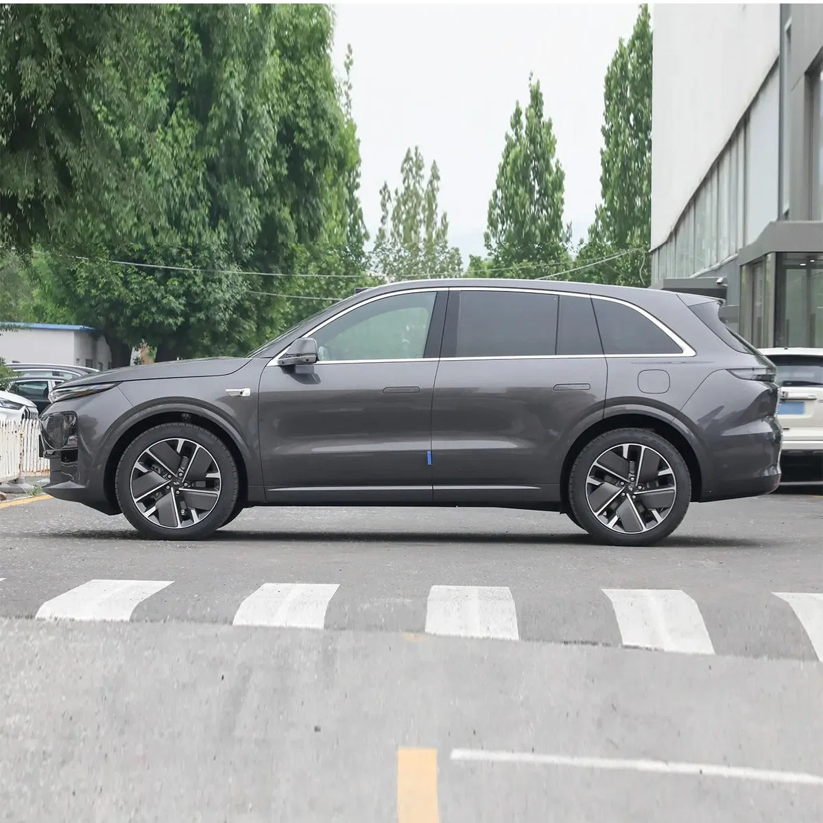 2025 Li Auto L6 vehicle photo 3