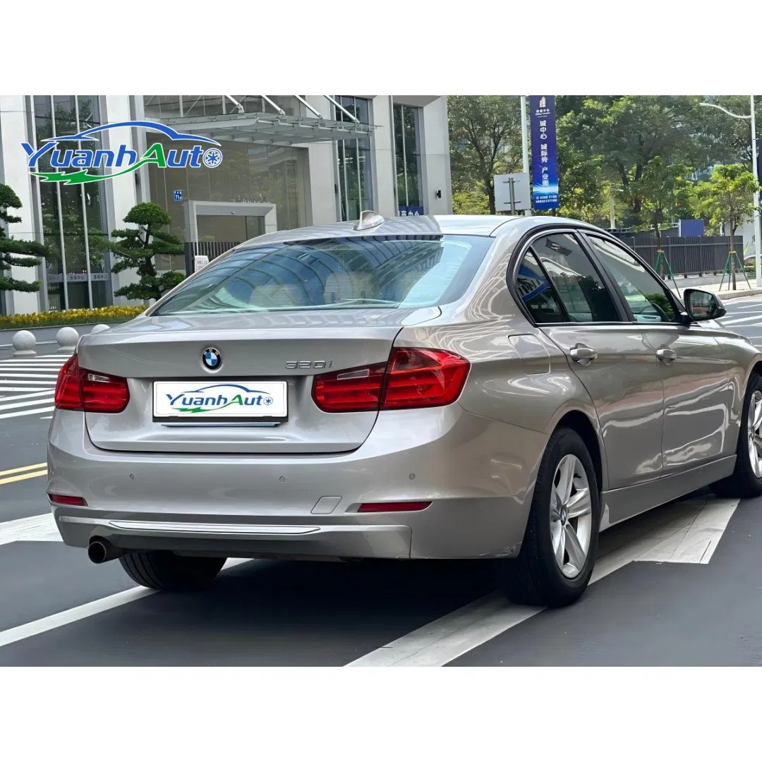 2013 BMW 3 Series vehicle photo 5