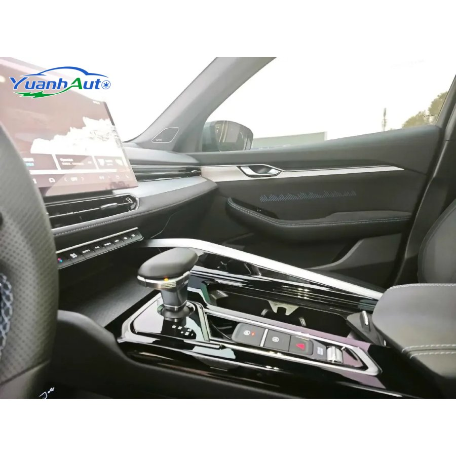 2025 Geely Preface vehicle photo 6