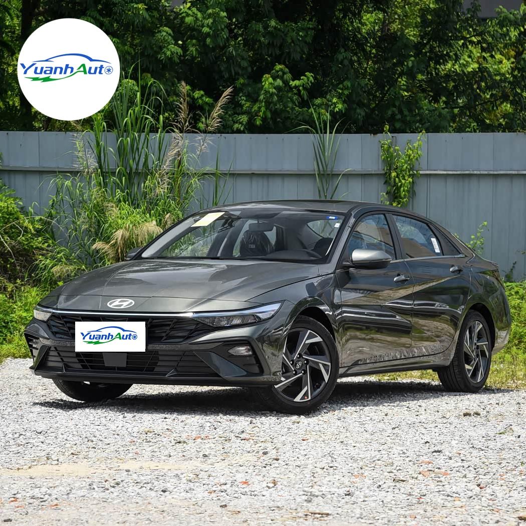 2025 Hyundai Elantra vehicle photo 1