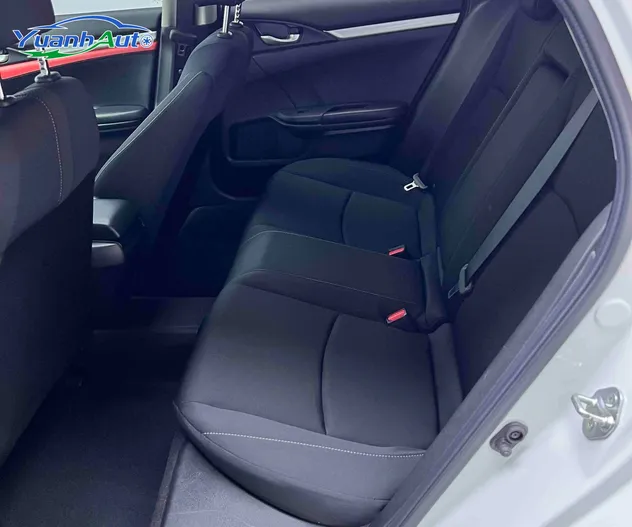 2019 Honda Civic Petrol Sedan — source image 15