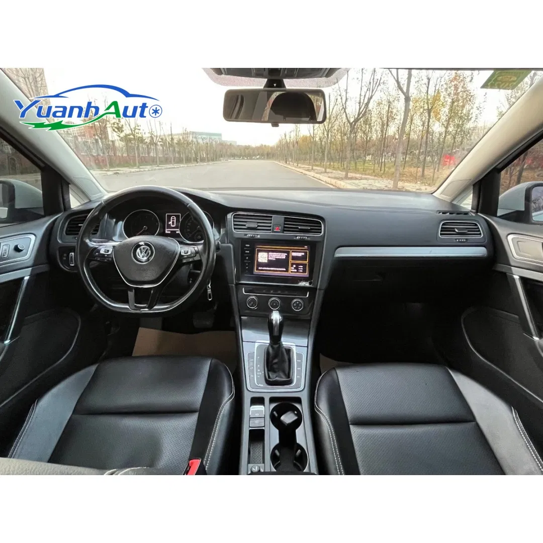 2020 Volkswagen Golf Petrol — source image 11