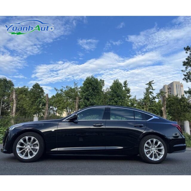 2021 Cadillac CT5 vehicle photo 1