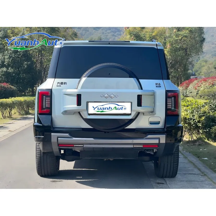 2025 Fangchengbao Bao 8 Hybrid SUV — source image 16