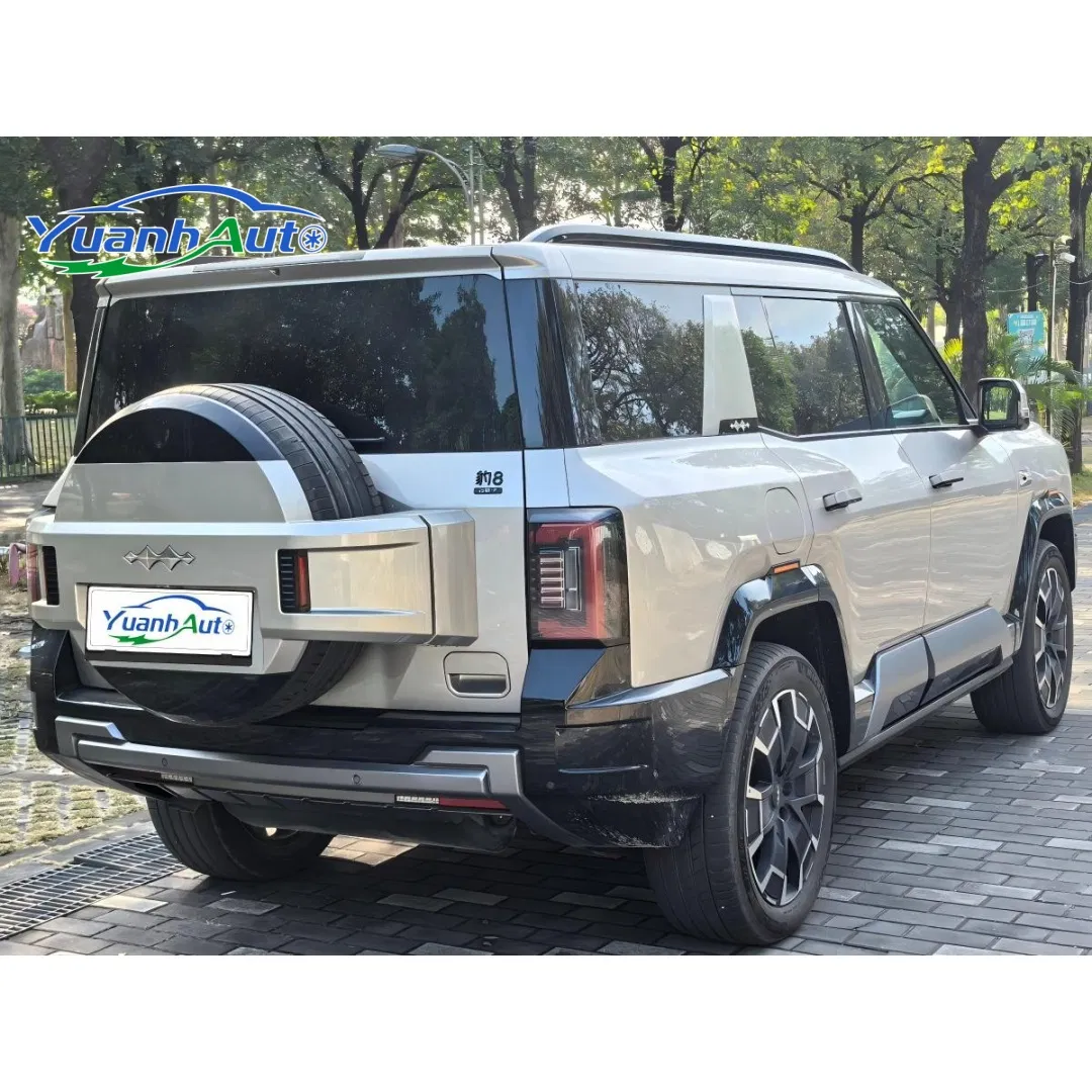 2025 Zeekr Leopard 8 vehicle photo 6