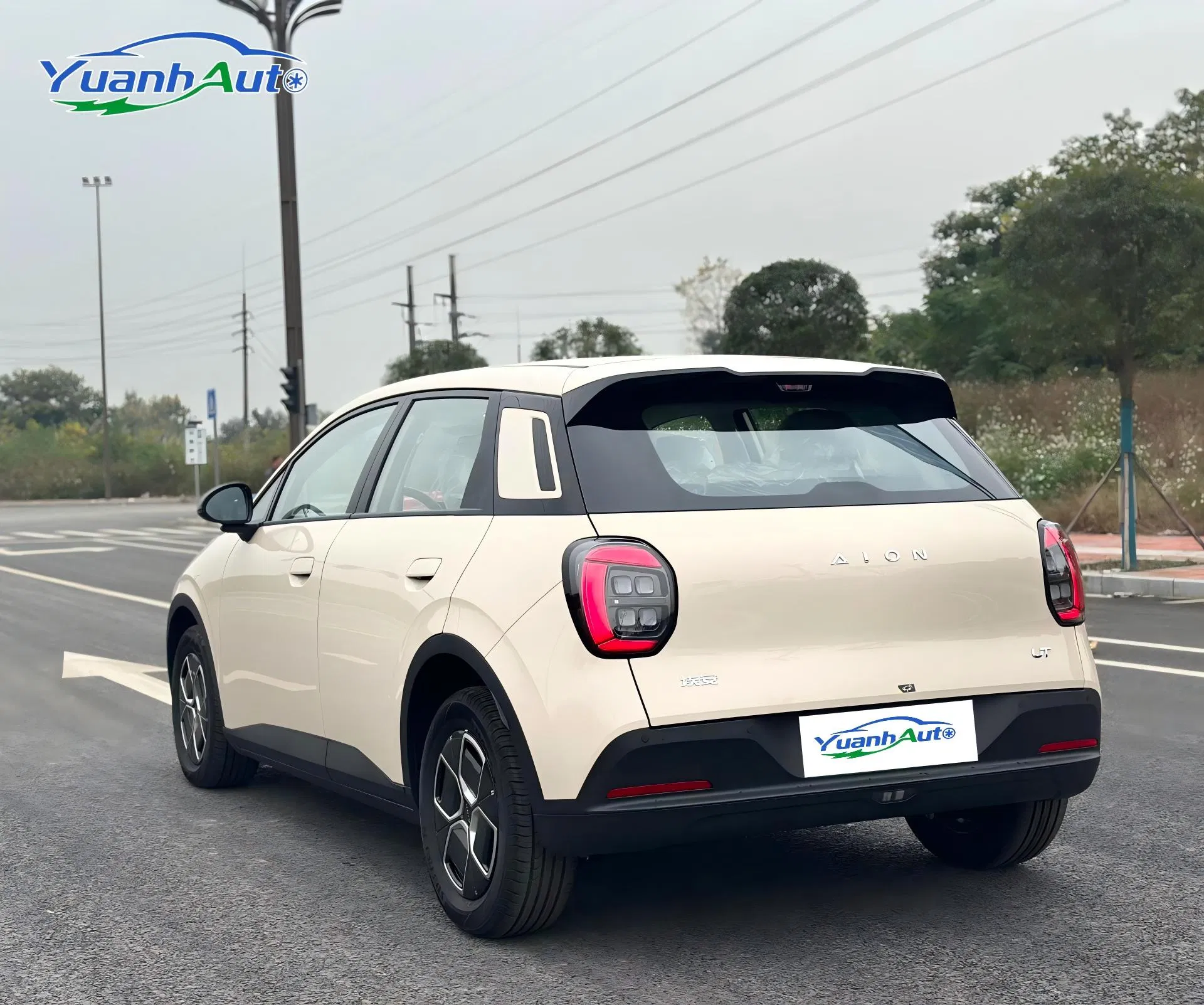 2025 GAC Aion UT Electric — source image 2