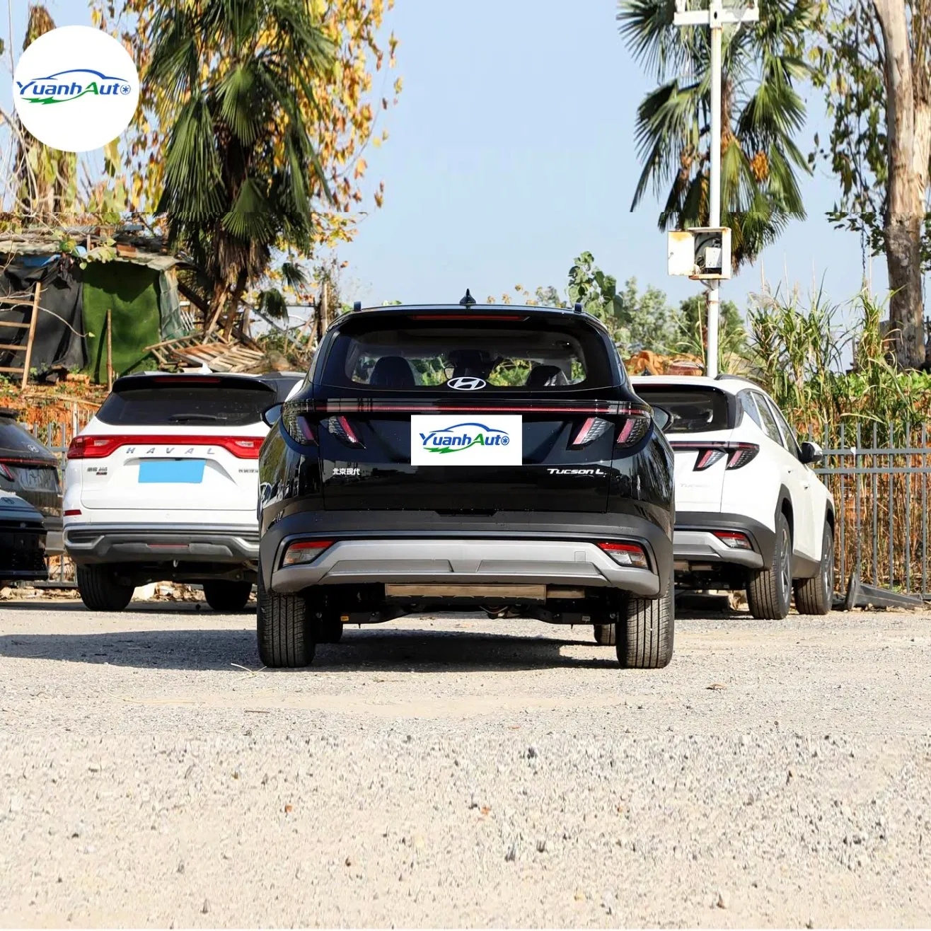 Hyundai Tucson L vehicle photo 6