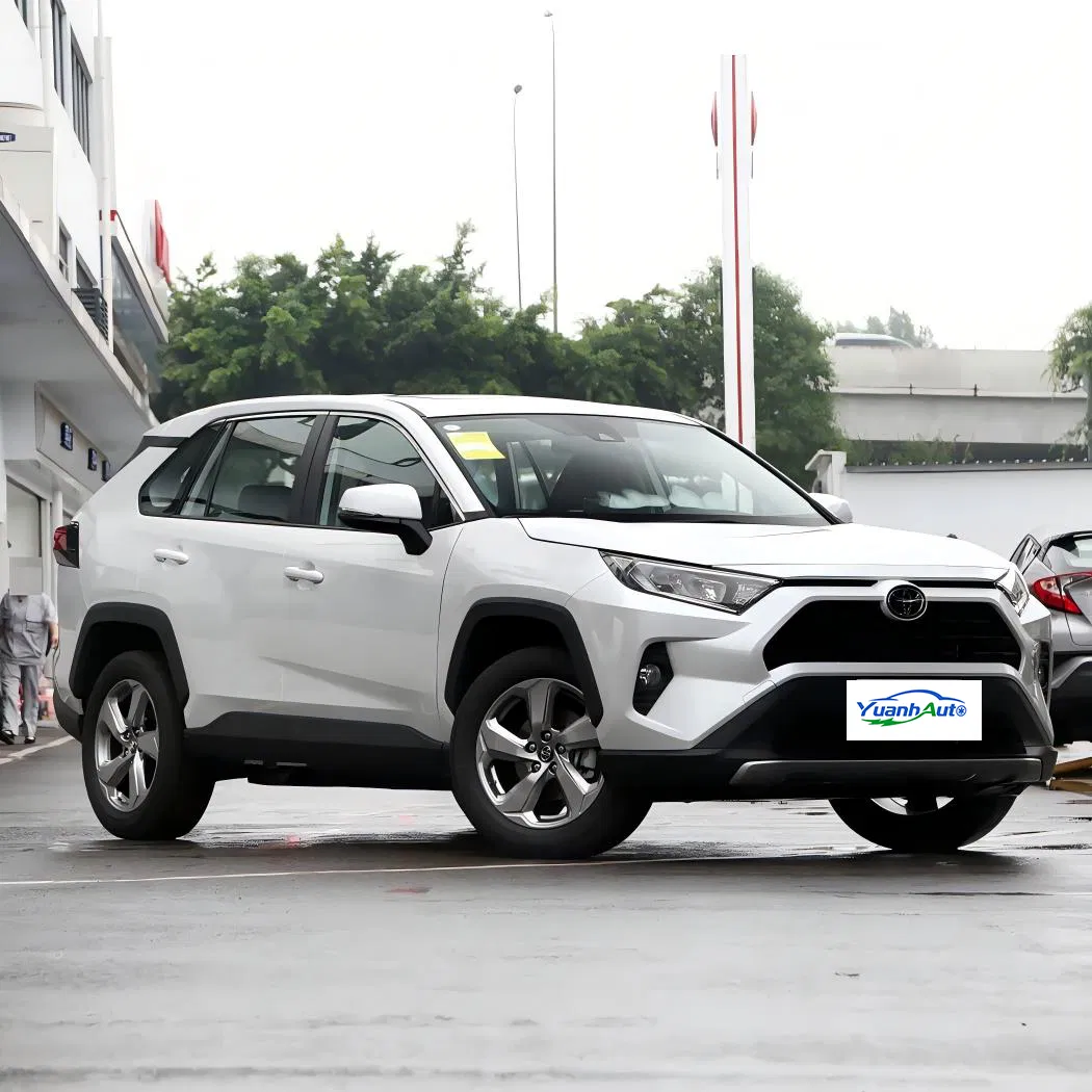 Toyota RAV4 vehicle photo 4
