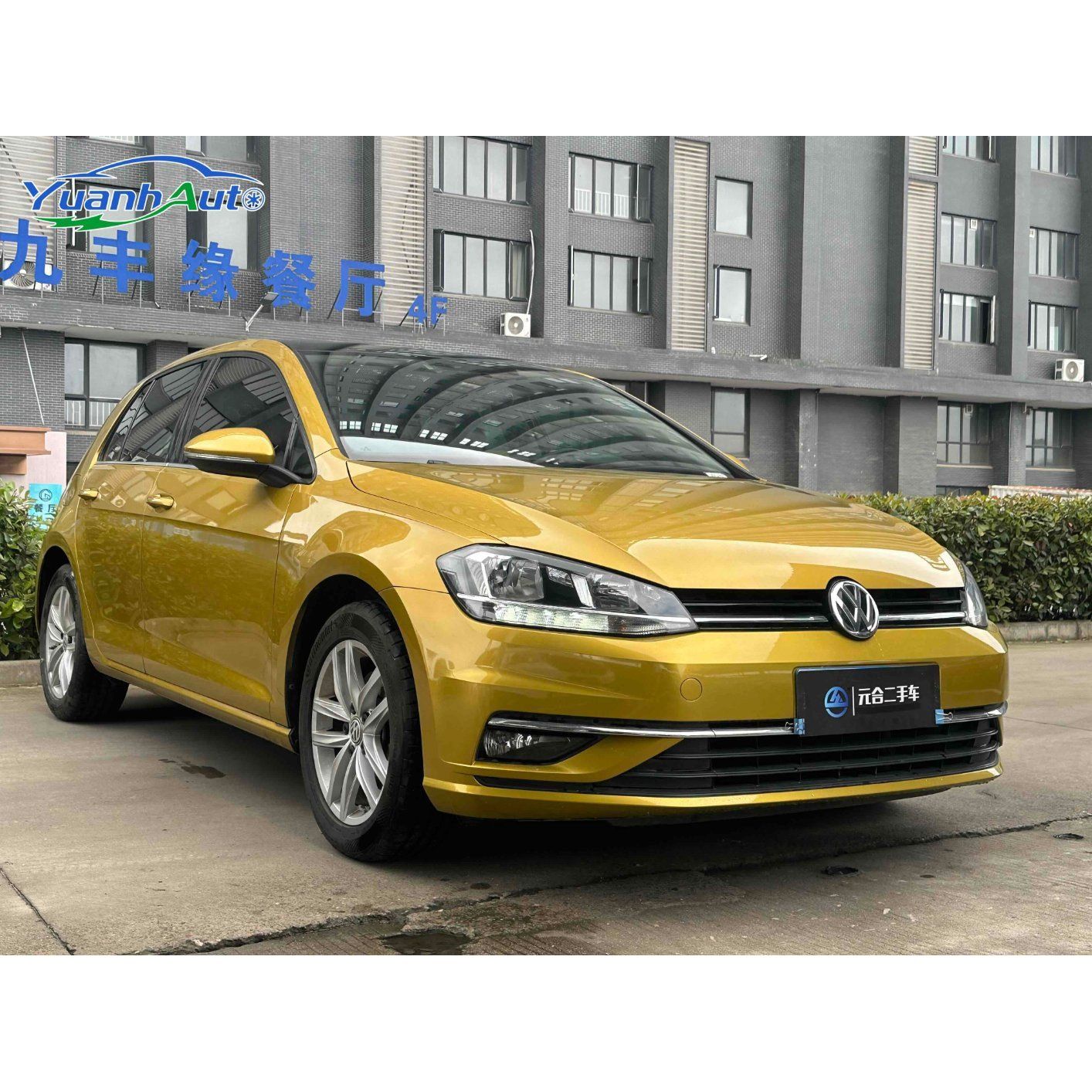 2018 VW Golf vehicle photo 1
