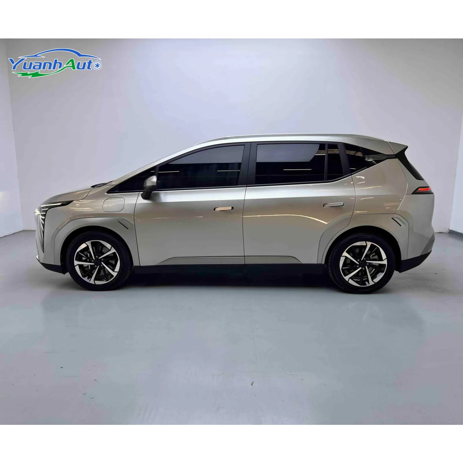 2024 GAC Aion Y Plus Electric SUV — source image 5