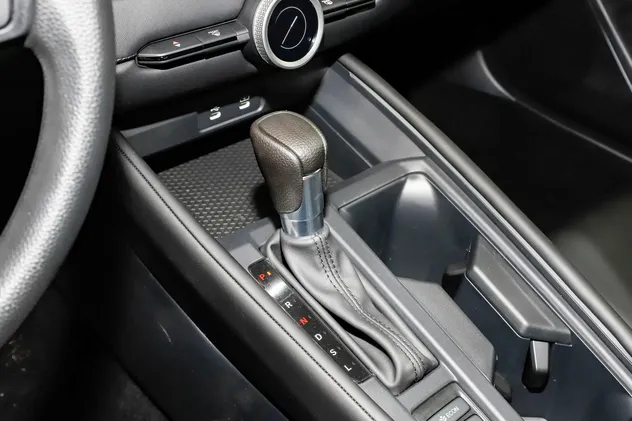 2025 Honda Accord Petrol Sedan — source image 15