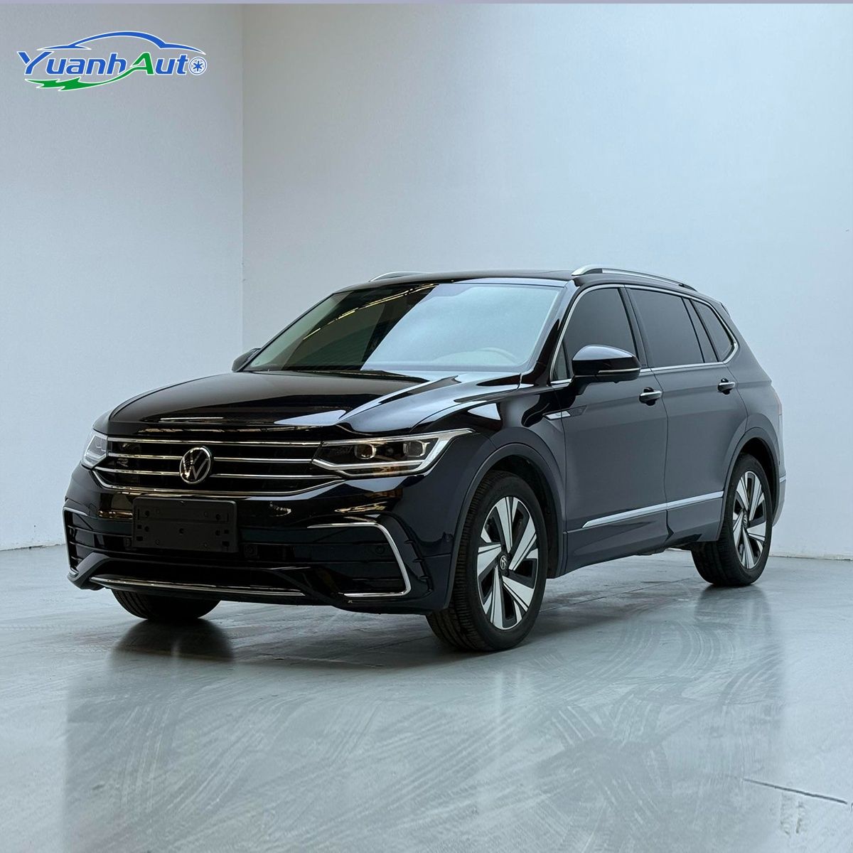2023 Volkswagen Tiguan L Petrol SUV — source image 1