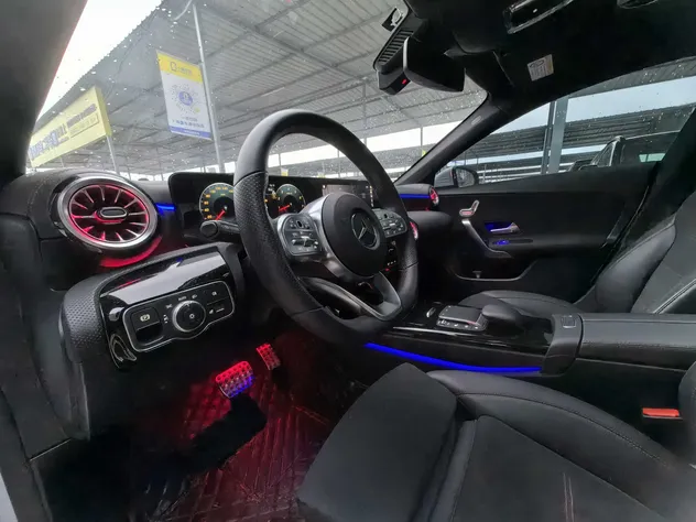 2022 Mercedes-Benz CLA Petrol — source image 14